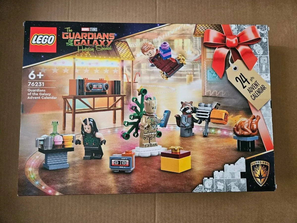 Lego superheroes advent calendar 76231