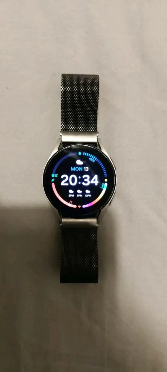 Samsung Galaxy Smartwatch - Image 2