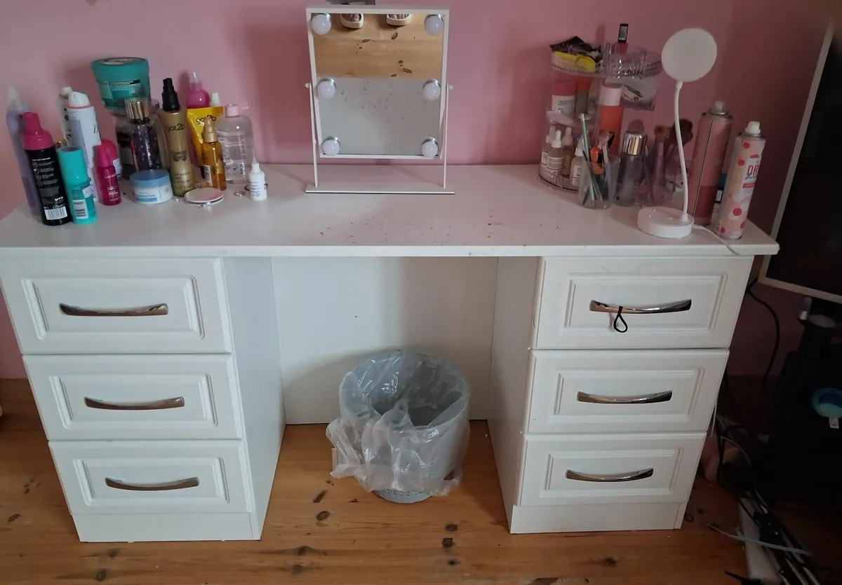 White Wardrobe and white dressing table - Image 2