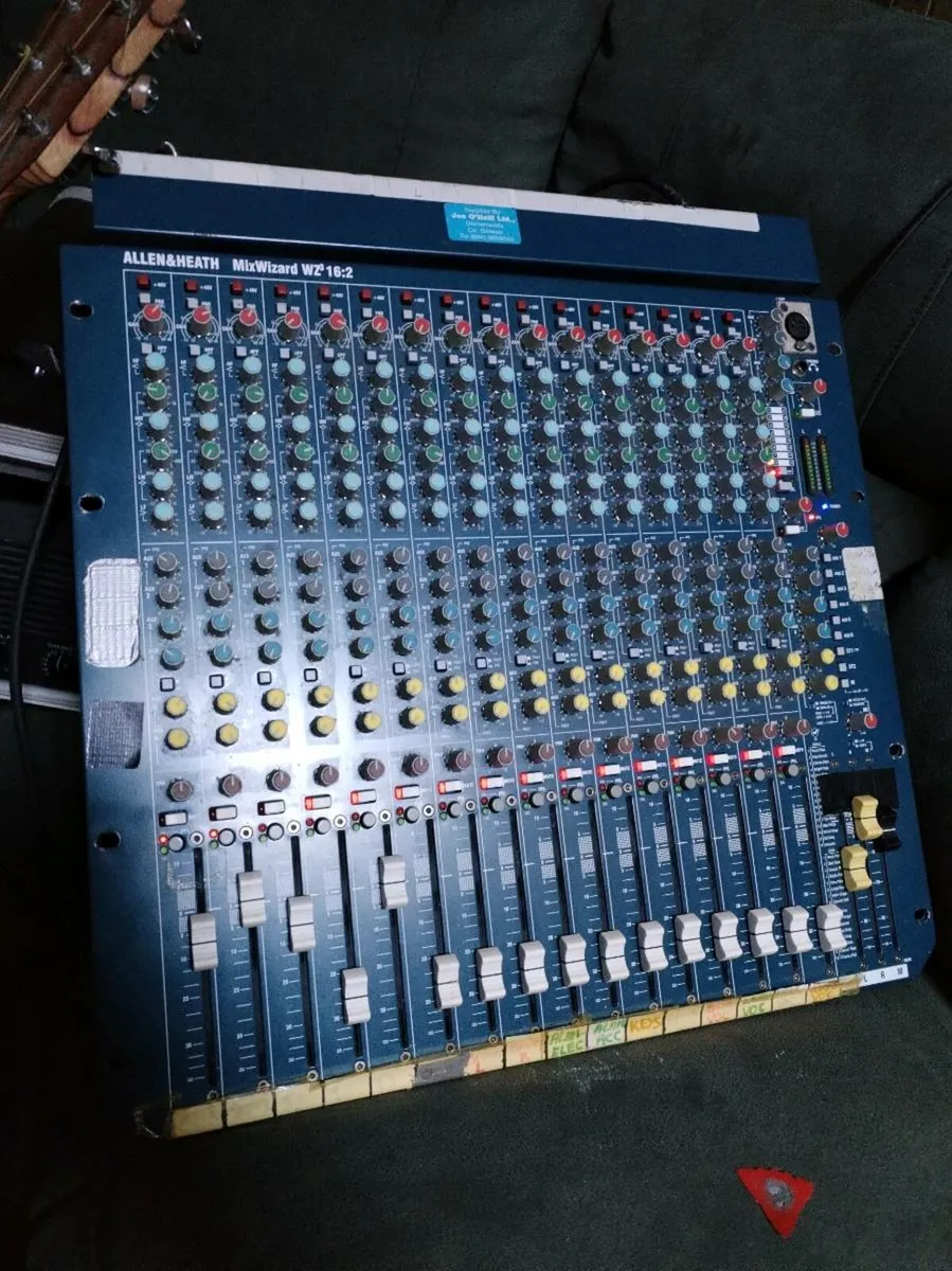 Audio mixer - Image 1