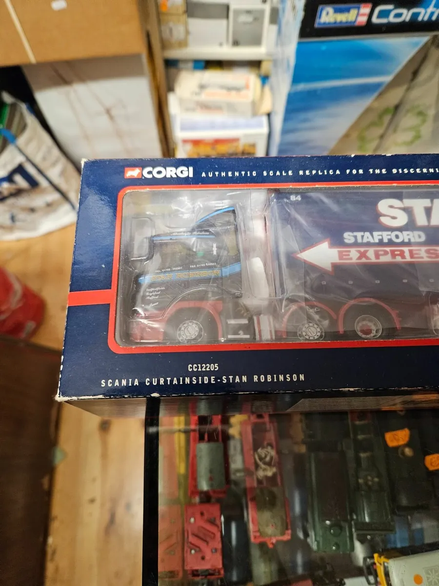 Corgi Scania Tractor Unit and Trailer 1.50 - Image 2
