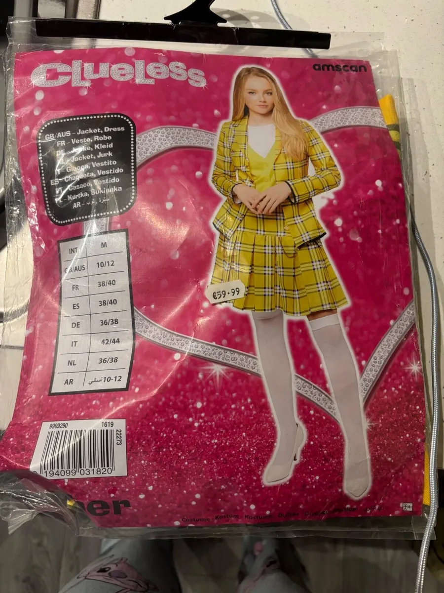 Halloween costumes - Image 2