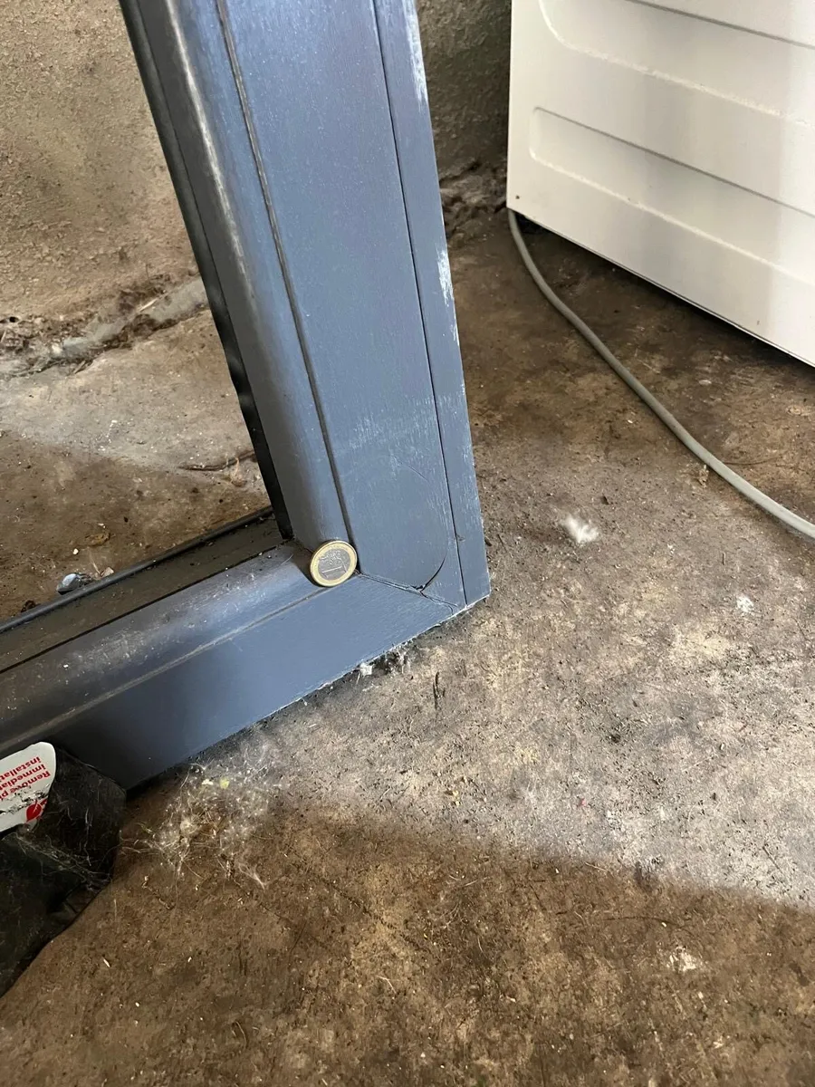 Door - Image 2