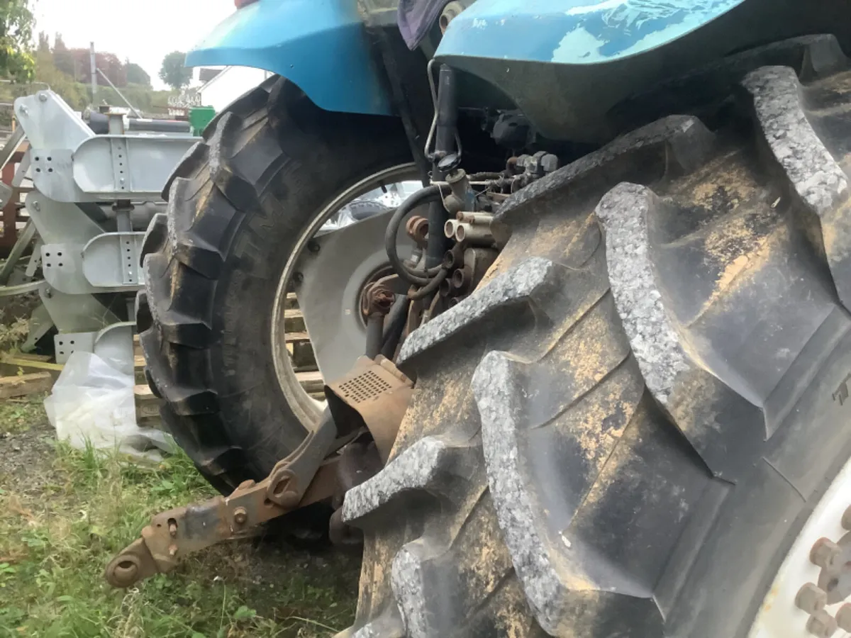 Tractor - Image 4