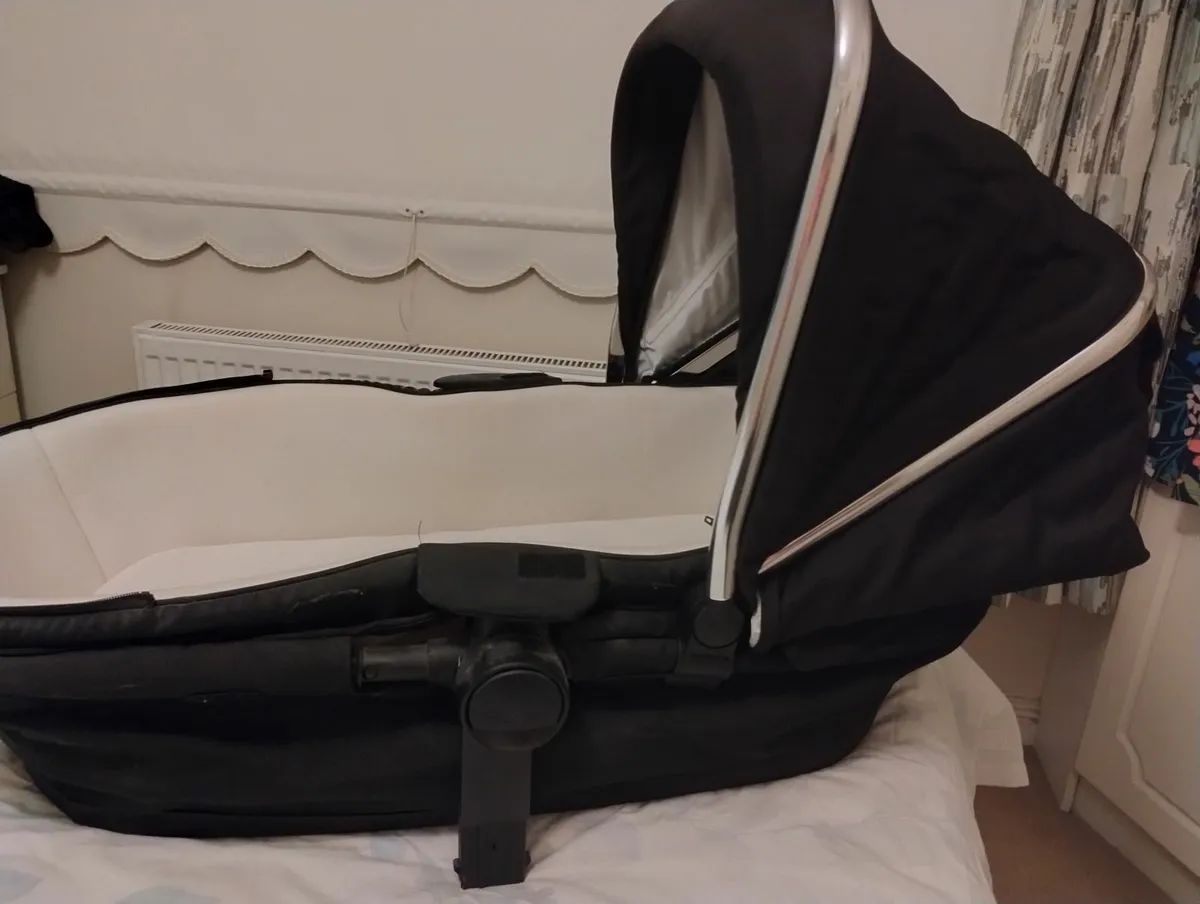 Baby Buggy/Travel System - Image 3