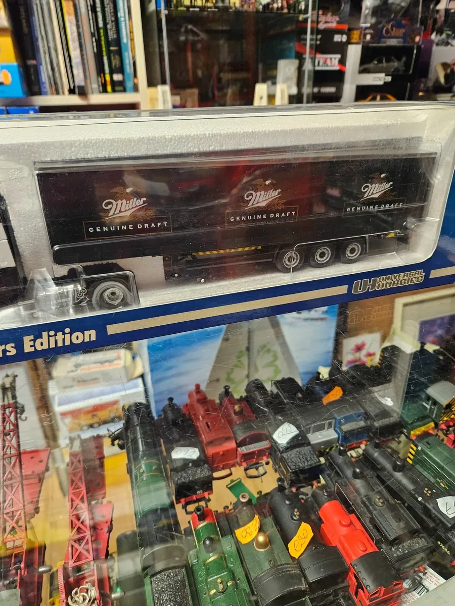 Corgi Universal Hobbies Scania Tractor Unit and Tr - Image 2