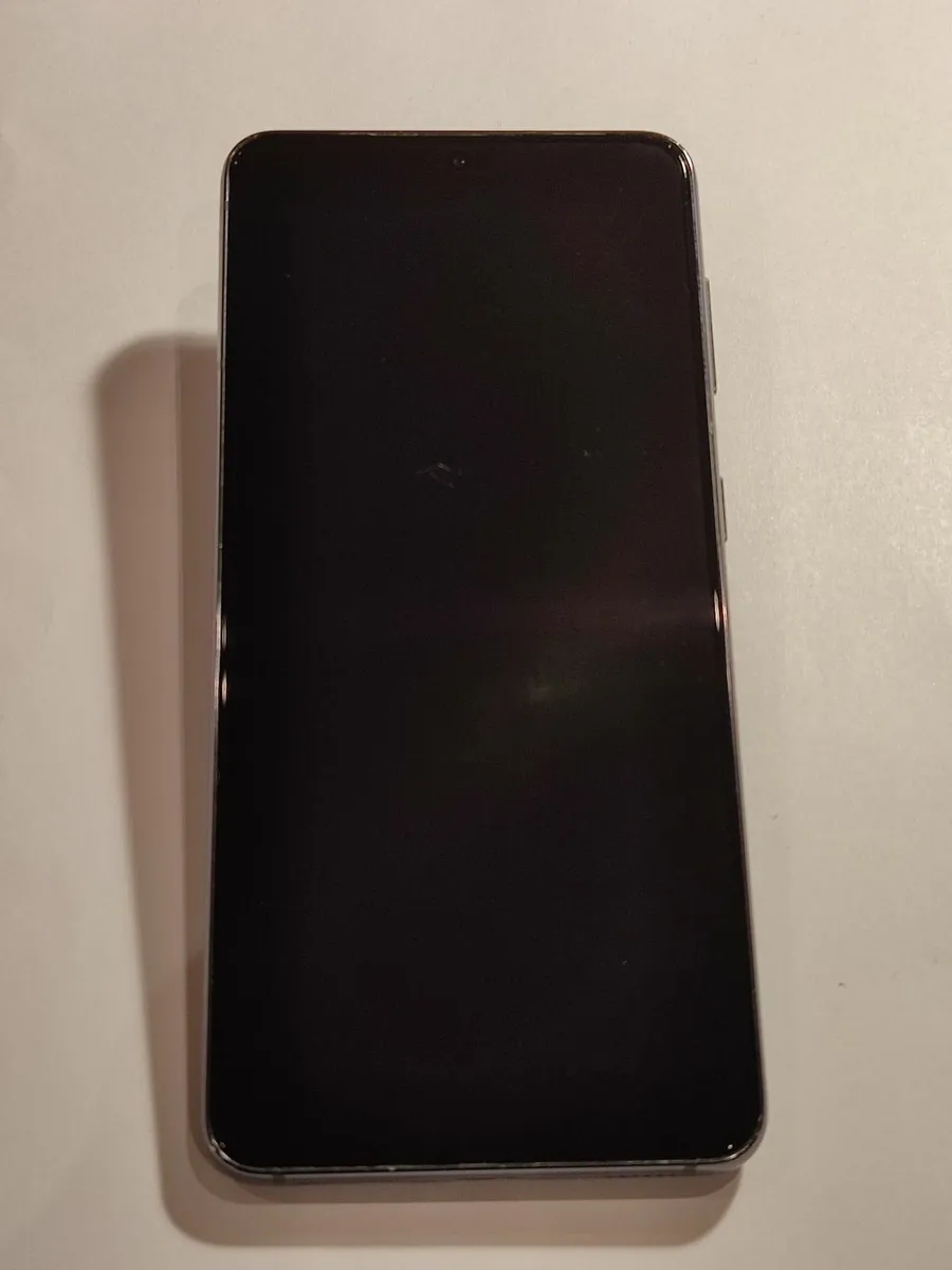 Samsung Galaxy S21 5G - Image 3