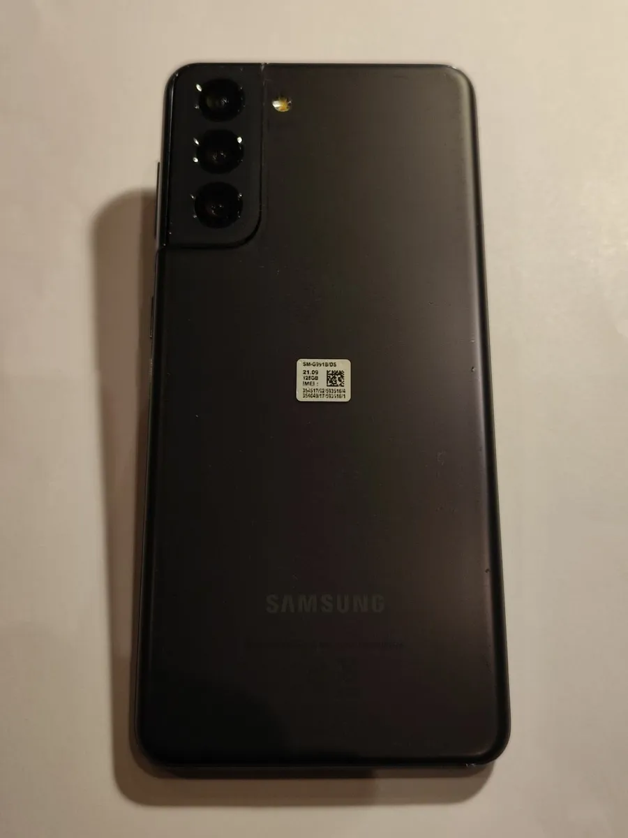 Samsung Galaxy S21 5G - Image 4