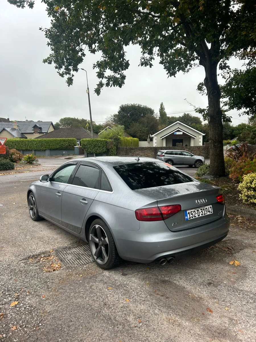 Audi A4 2015 - Image 4