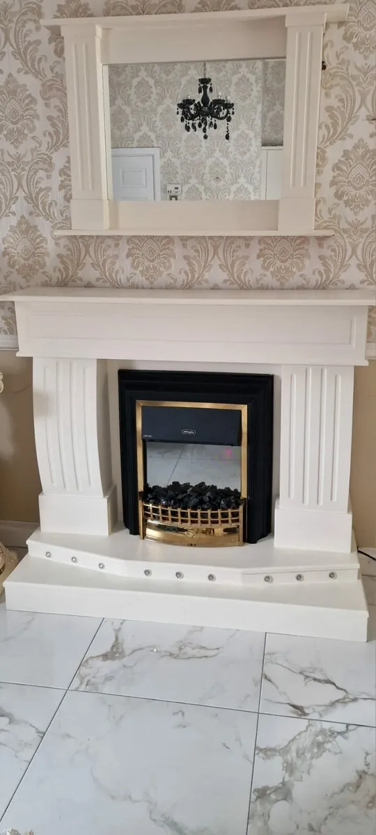 Cream fireplace - Image 1