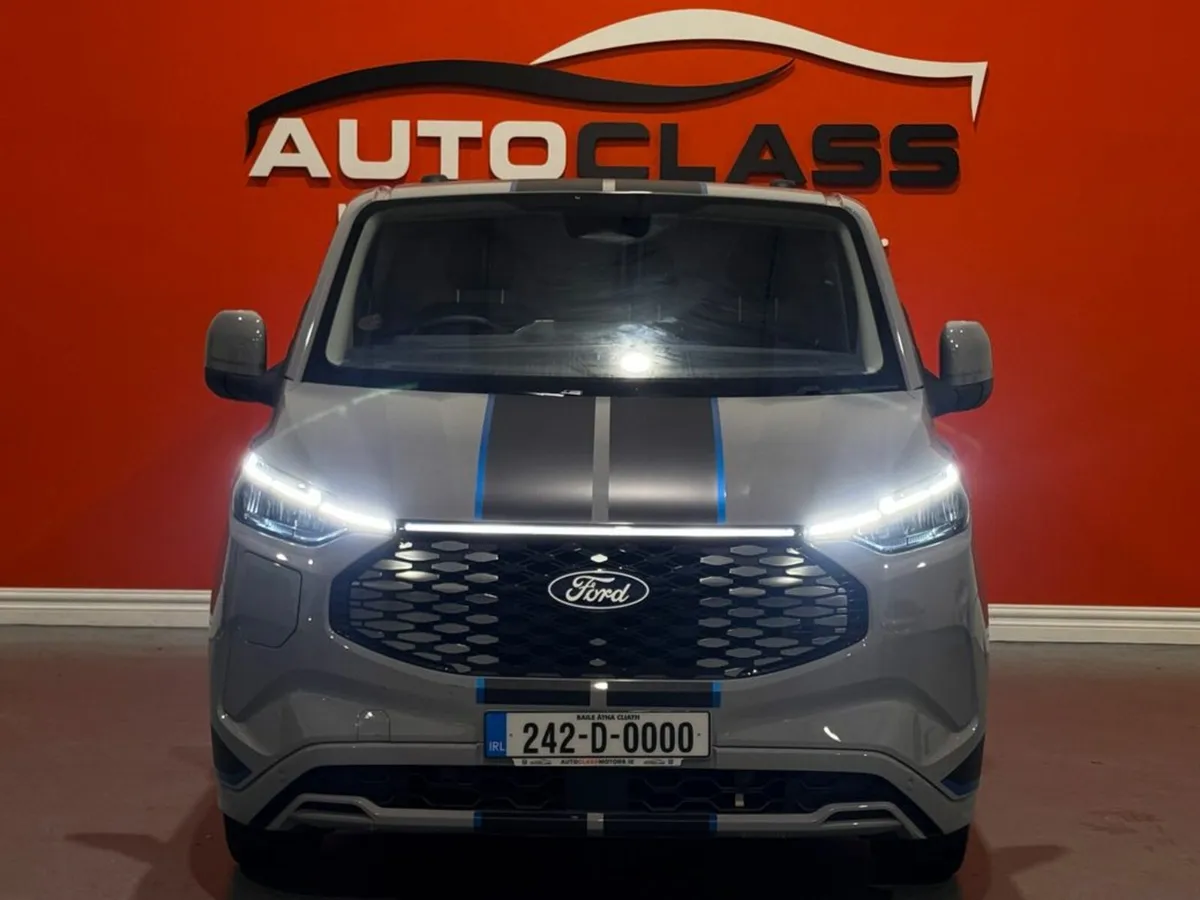 Ford Transit Custom 320 SPORT L2H1 P/V - Image 3