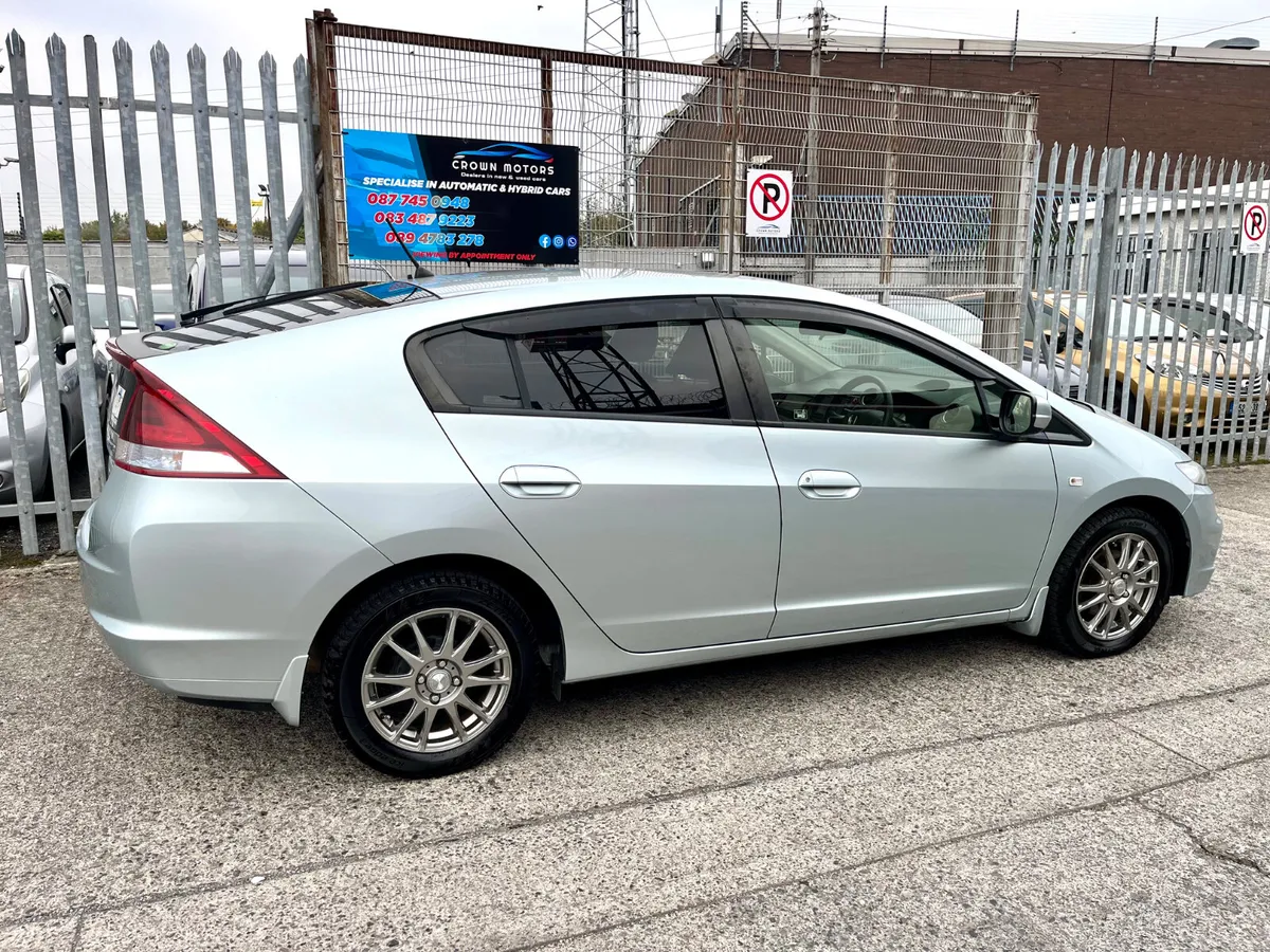 2013 Honda insight automatic hybrid quick sale - Image 4