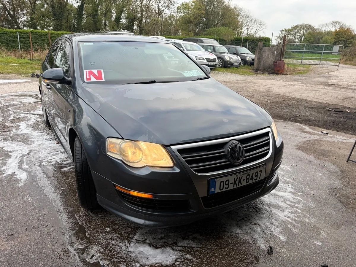 Volkswagen passat R Line - Image 1