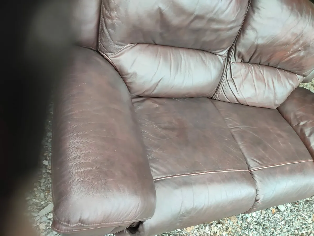2 Seater Leather Recliner Sofa - Image 2