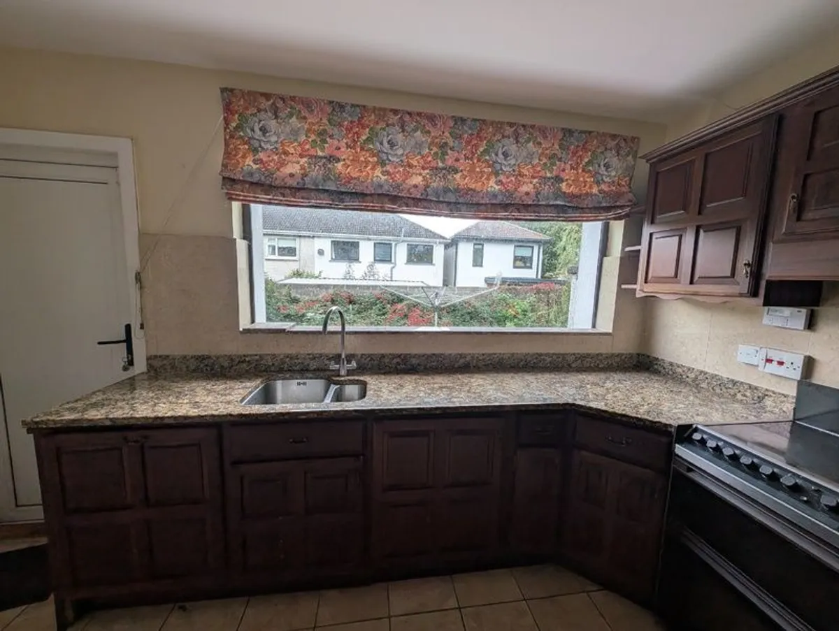 Full Solid Wood Kitchen (Cabinets & Worktop) - Image 4
