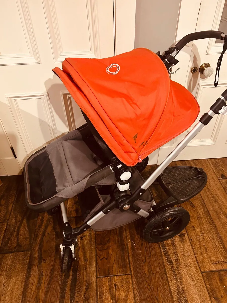 Bugaboo buggy with bassinet - Image 2