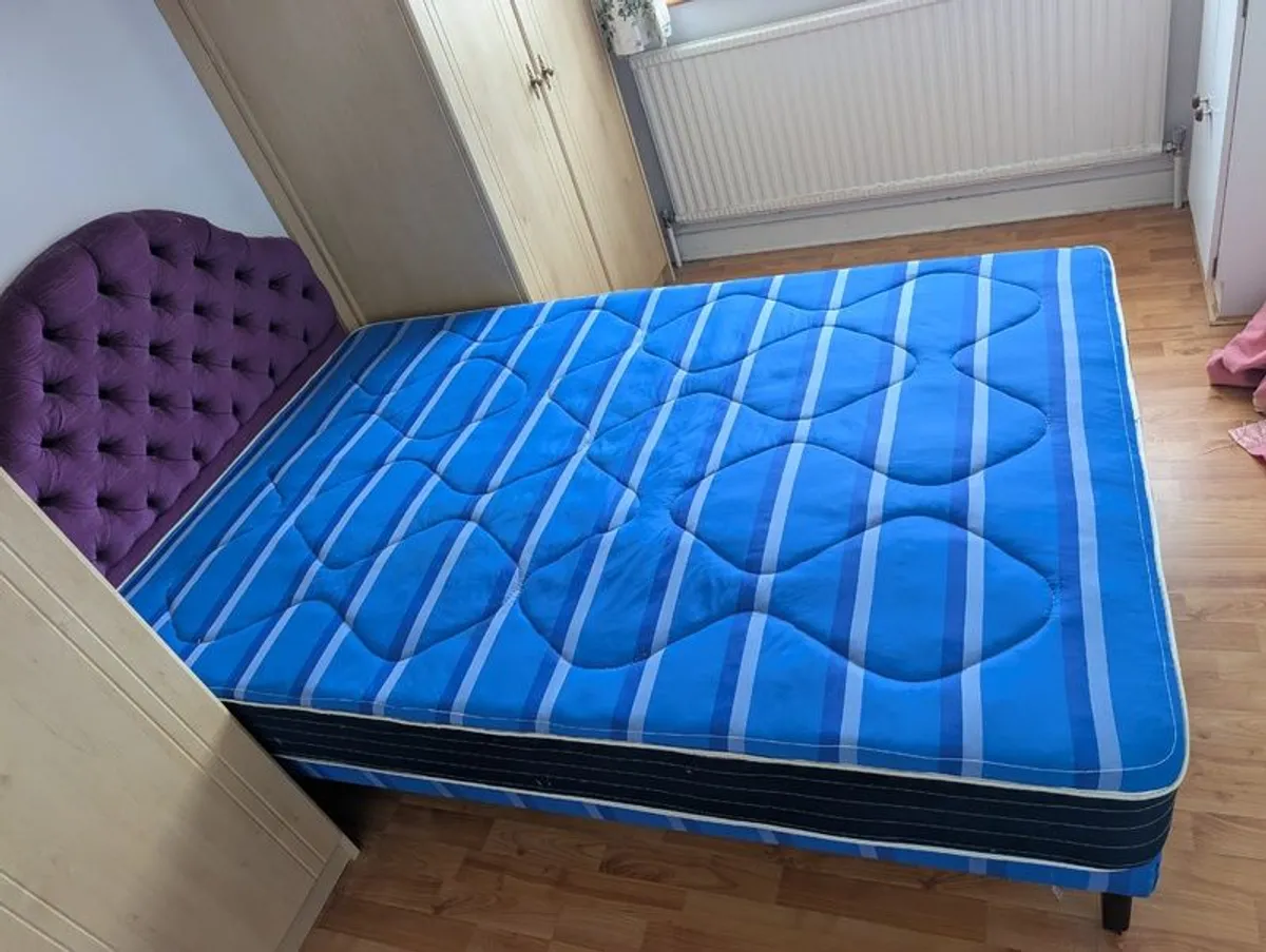 Double Bed - Image 2