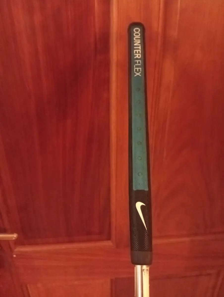Nike 38 Inch Method Mallet Putter - Image 1