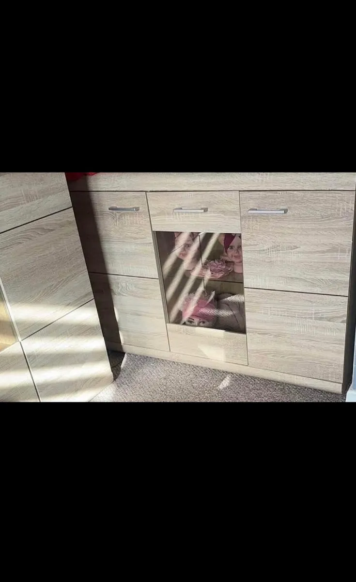 Wall unit - Image 2