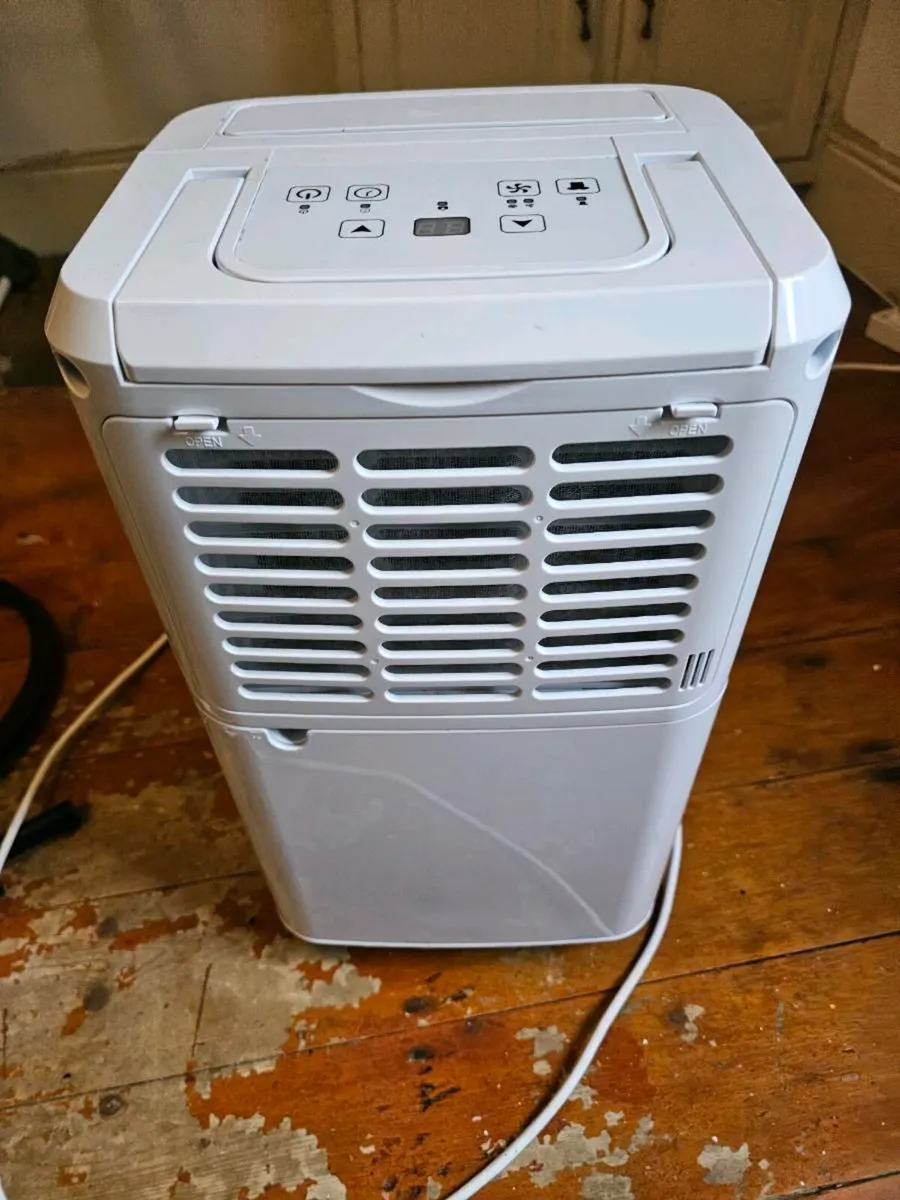BLYSS Dehumidifier 12L - Image 3