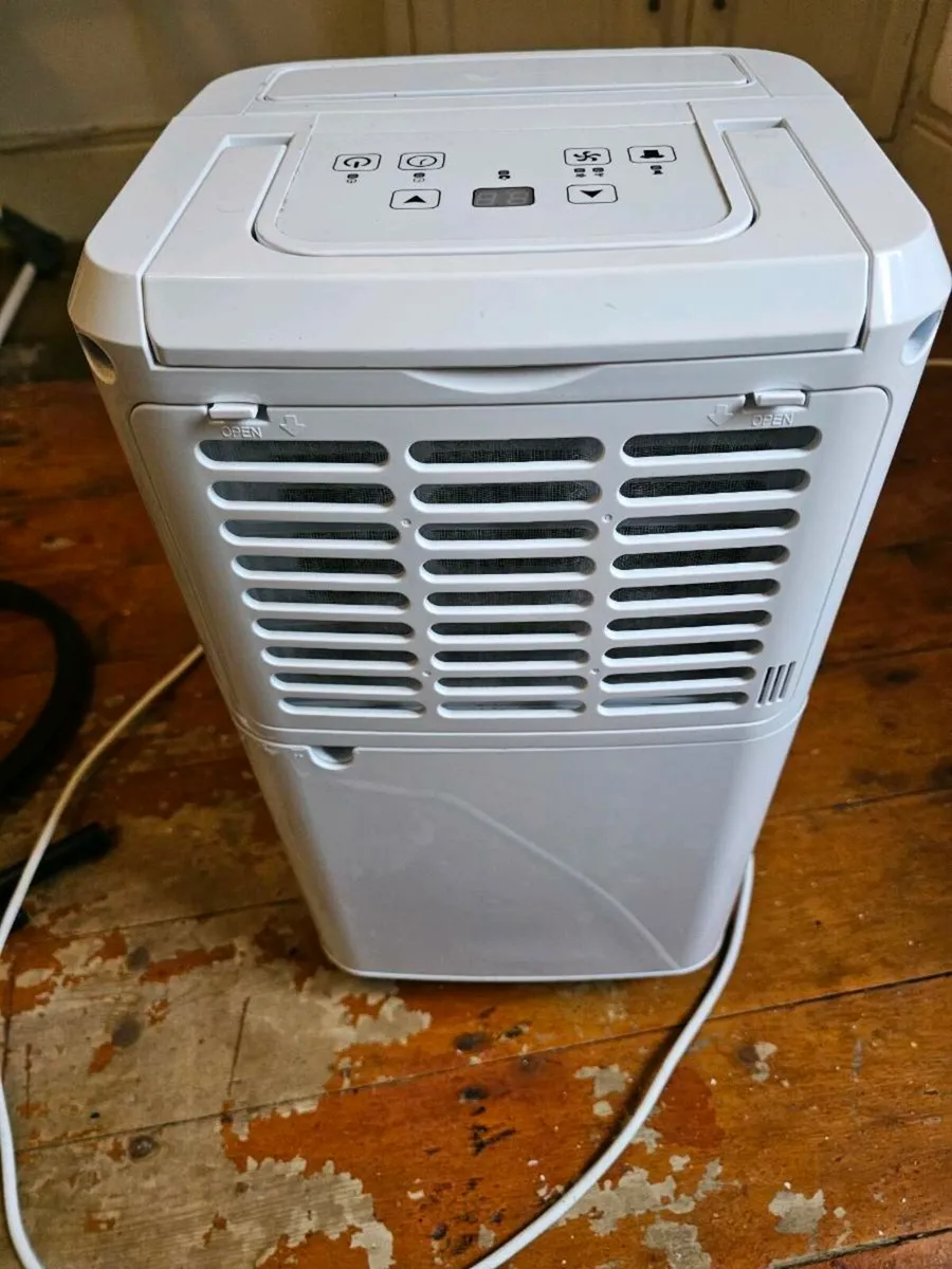 BLYSS Dehumidifier 12L - Image 4