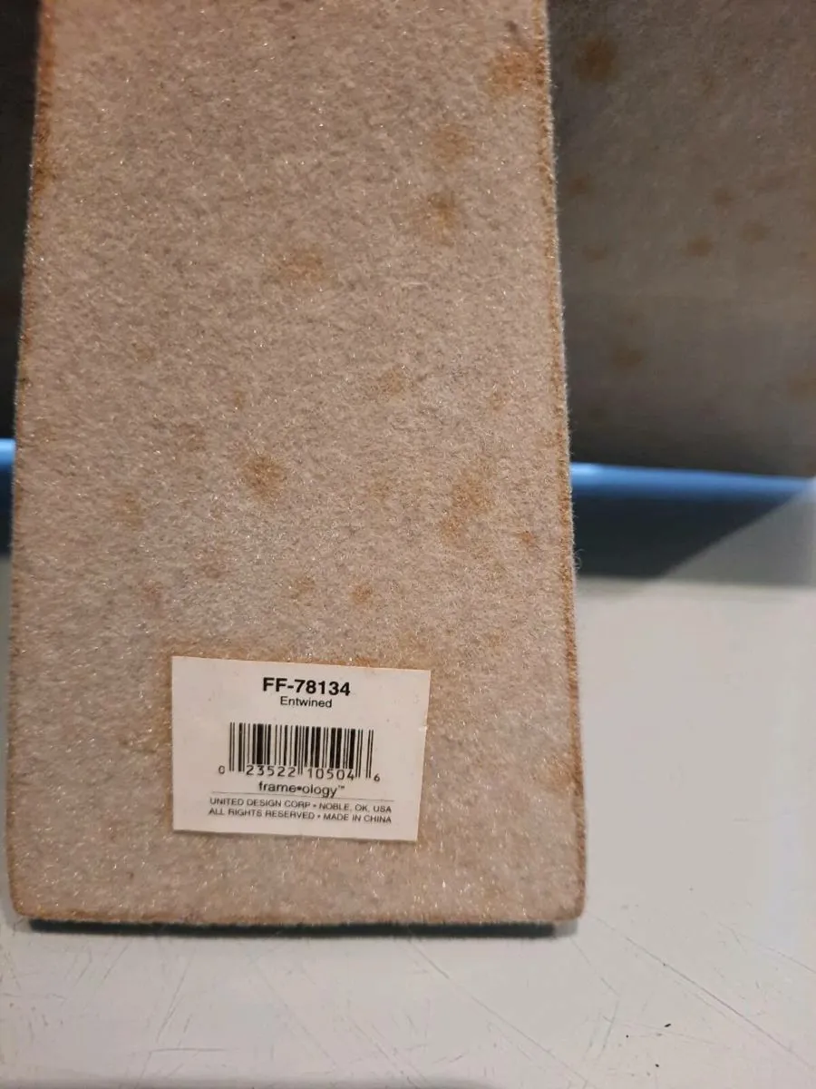 Photo Frame - Image 4