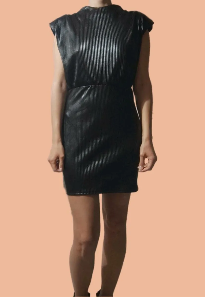 ✨ Stunning Prettylittlething Dress – UK 14 ✨ - Image 3