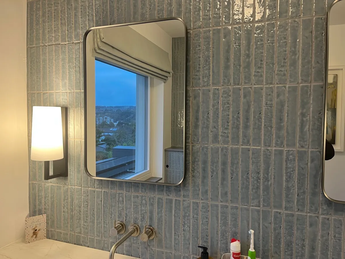 Bathroom tiles - Image 1