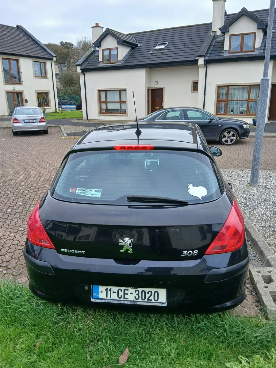 PEUGEOT 308 - Image 4