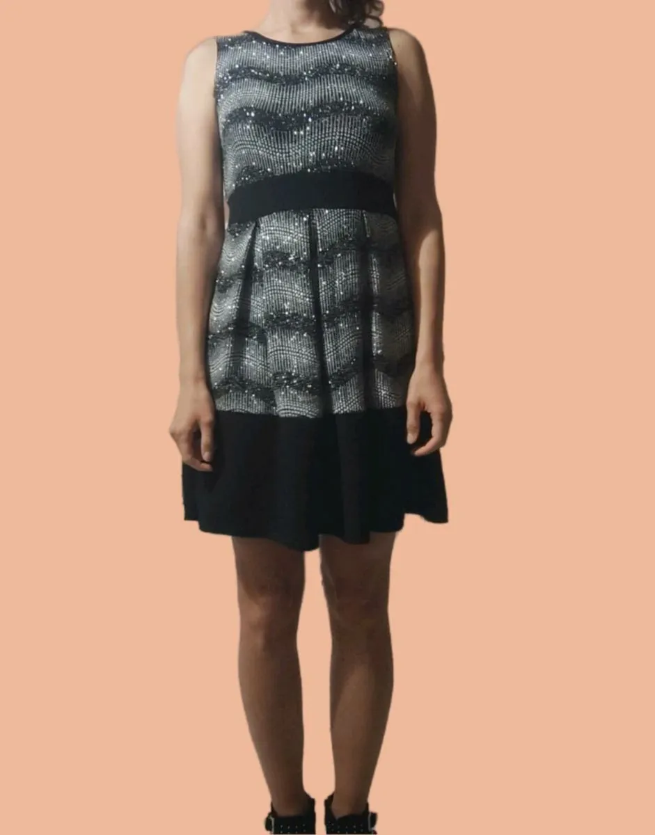 🖤 Chic Black & White Sleeveless Dress – UK 14 🖤 - Image 2