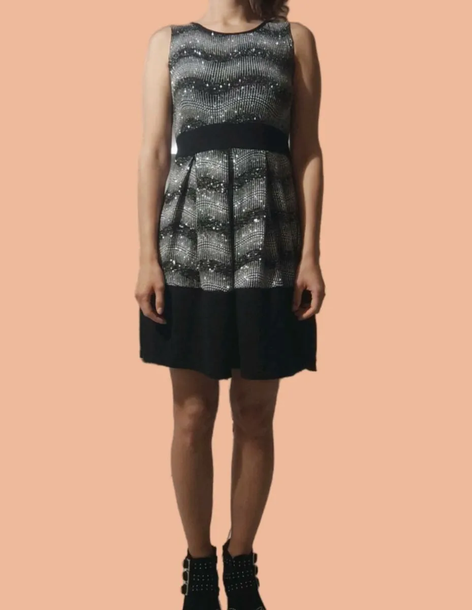 🖤 Chic Black & White Sleeveless Dress – UK 14 🖤 - Image 3