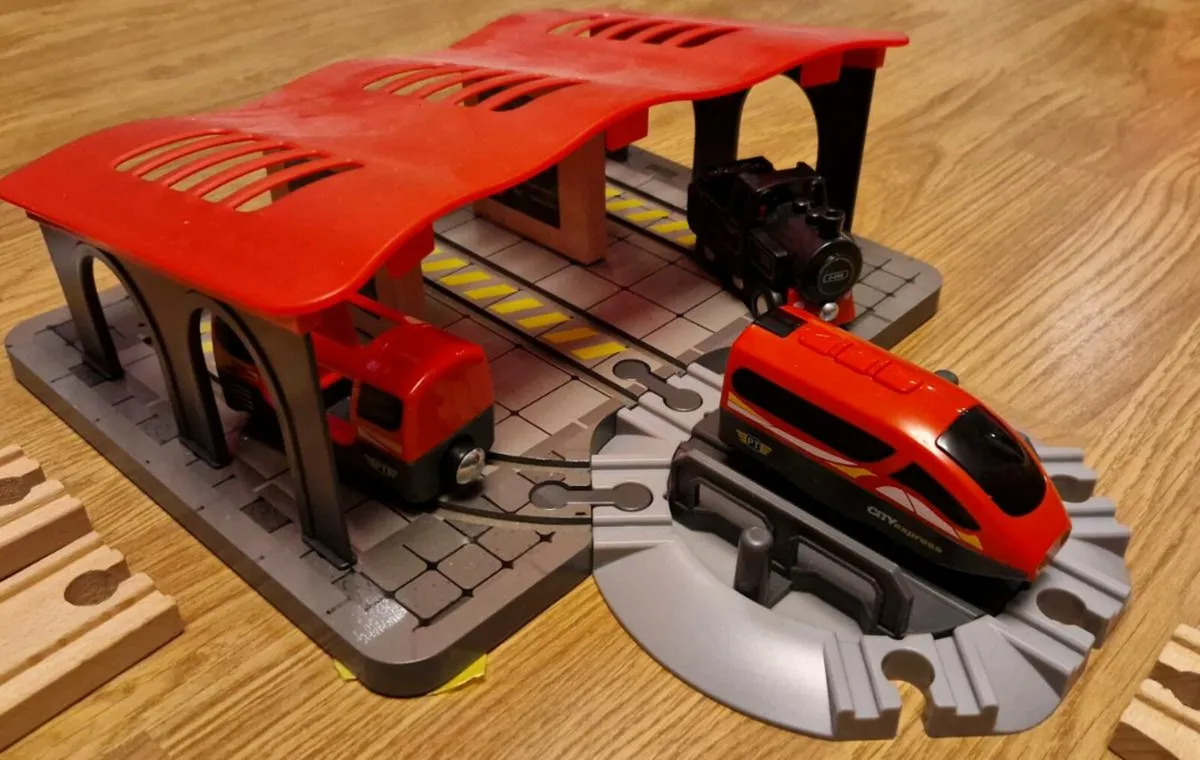 Wooden train set - Image 3