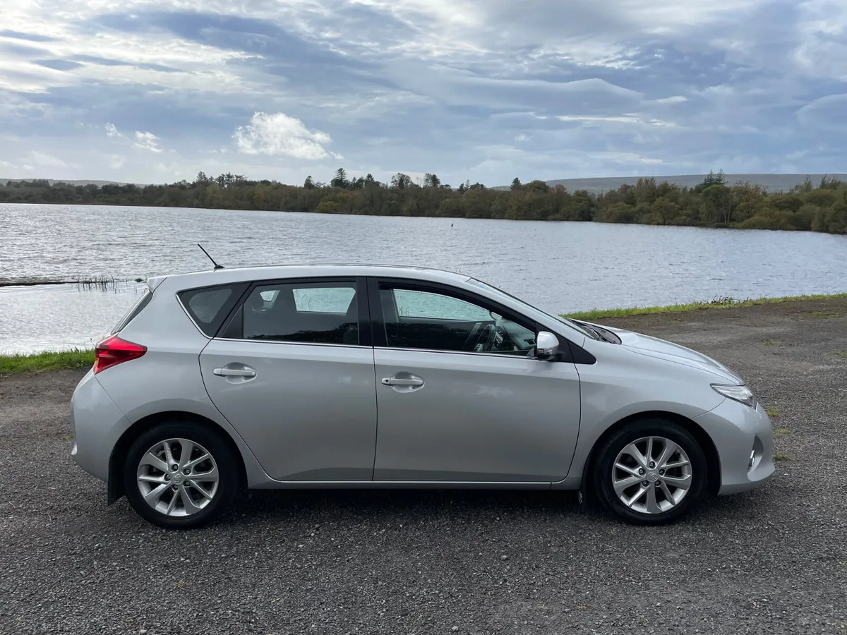 Toyota Auris 2014 1.4 diesel nct 2/26 low kms - Image 3