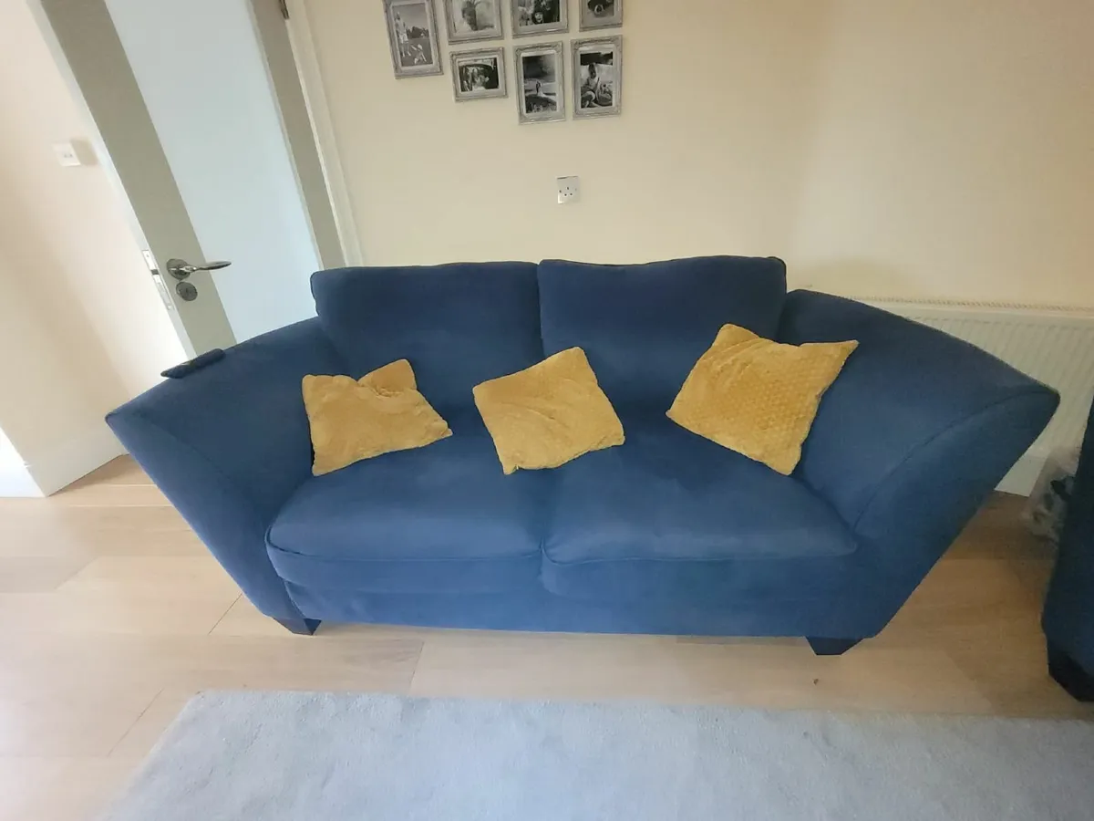 Sofa - Image 3