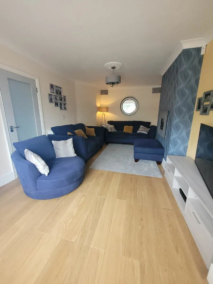 Sofa - Image 4