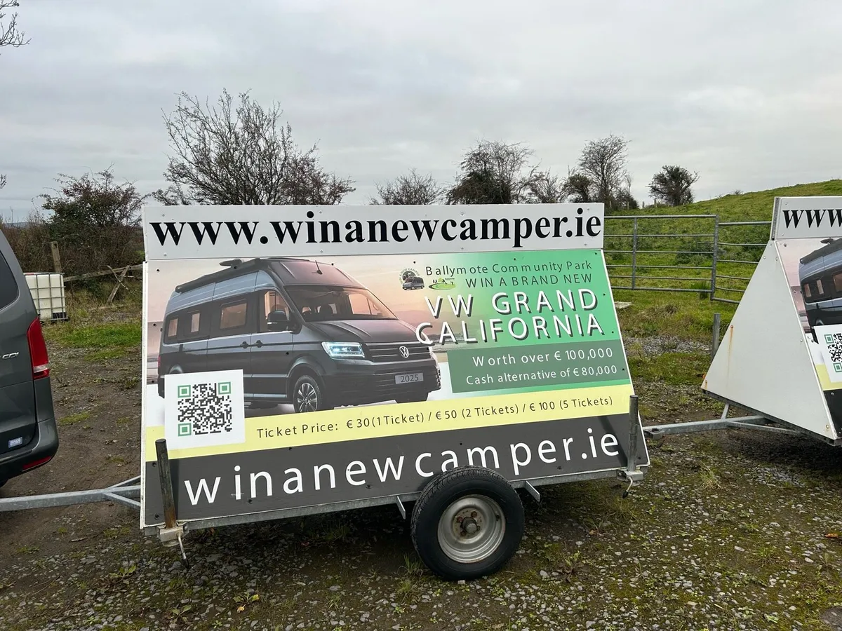 Advertising Trailer - Image 3