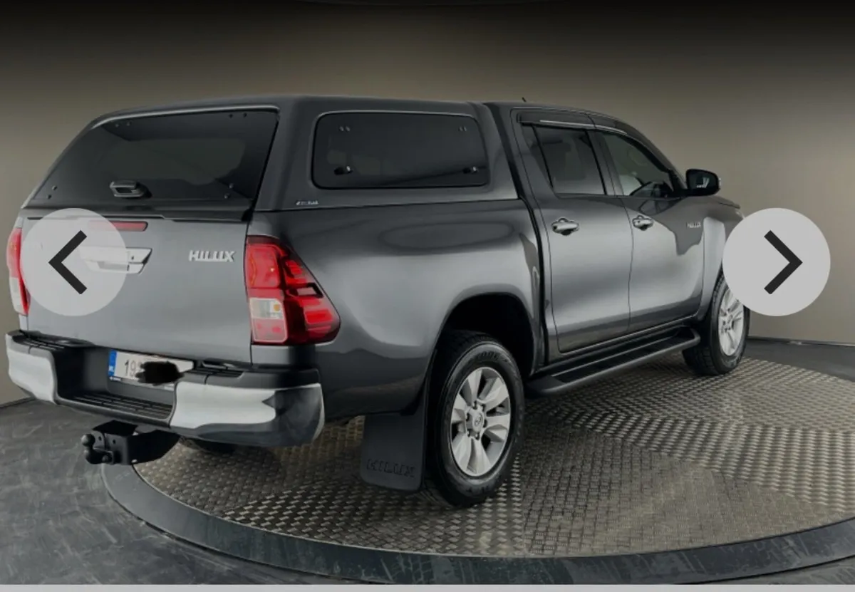 2019(192) Toyota Hilux - Image 2