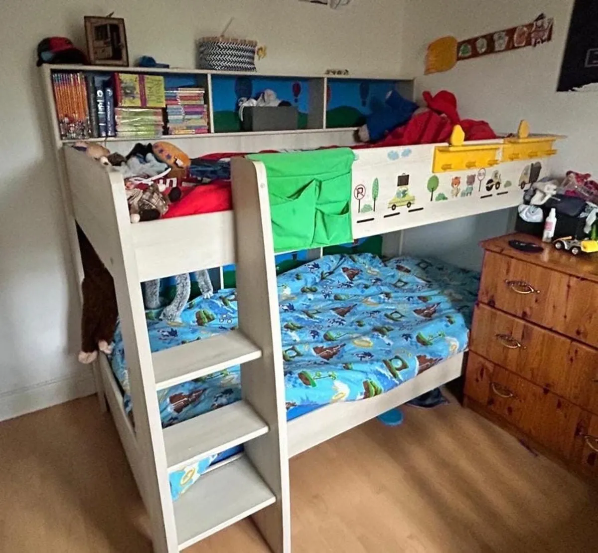 Bunk bed - Image 1