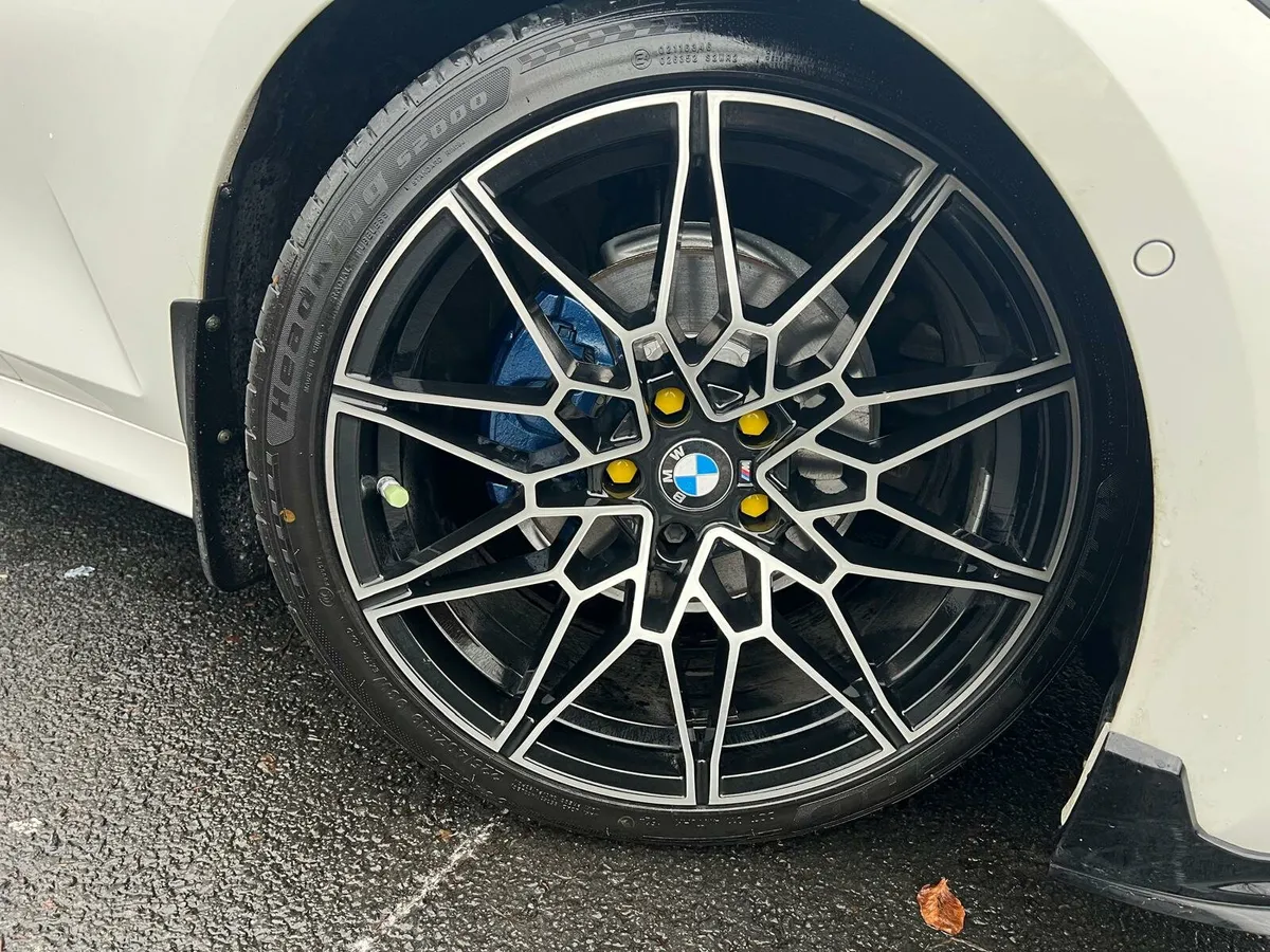 BMW 3 SERIES - Image 2