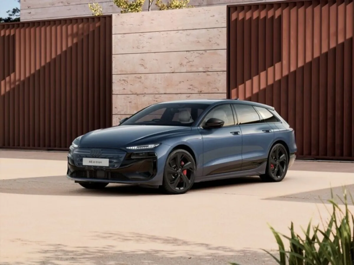 Audi A6 AVANT E-TRON PERFORMANCE S-LINE AUTOMATIC - Image 1