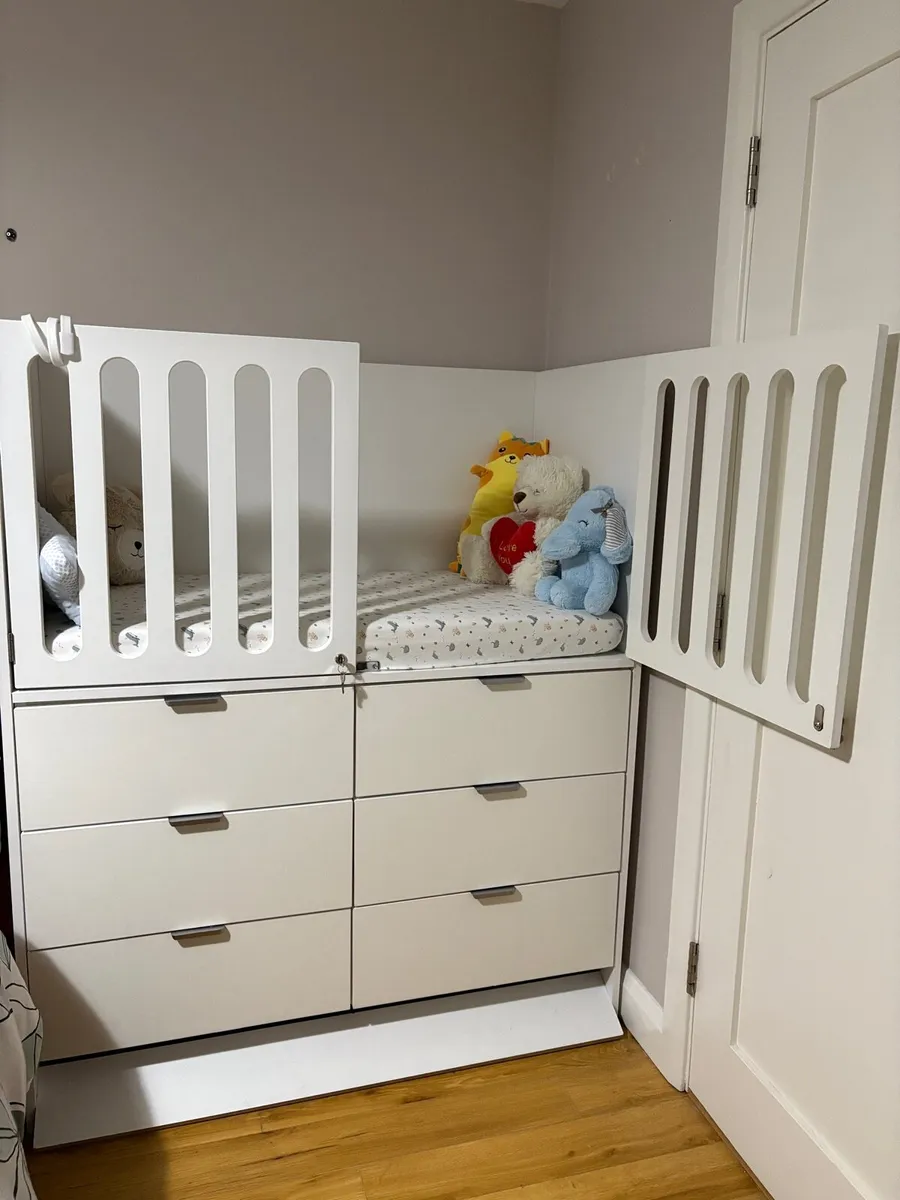 Brand New Baby Cot & Changing Unit - Never Used - Image 2