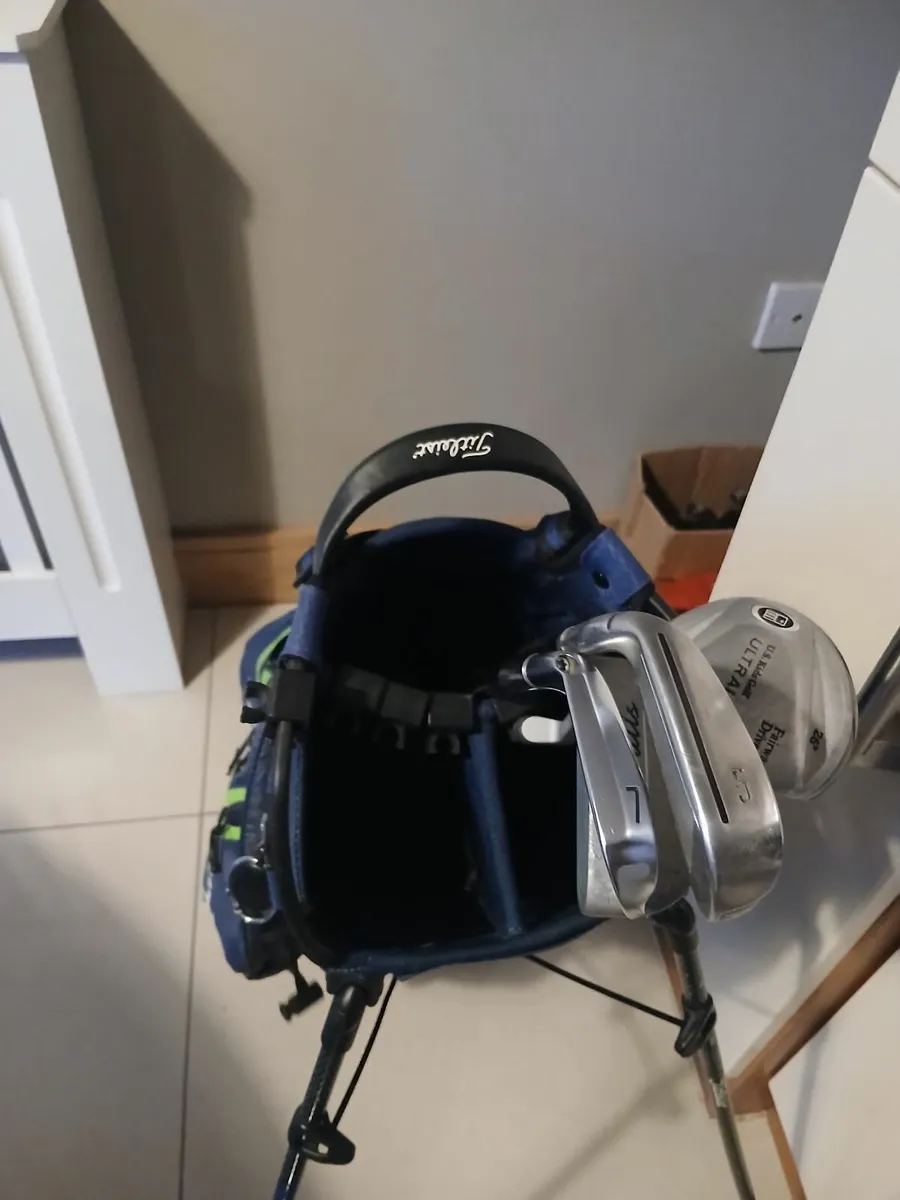 Golf bag - Image 1