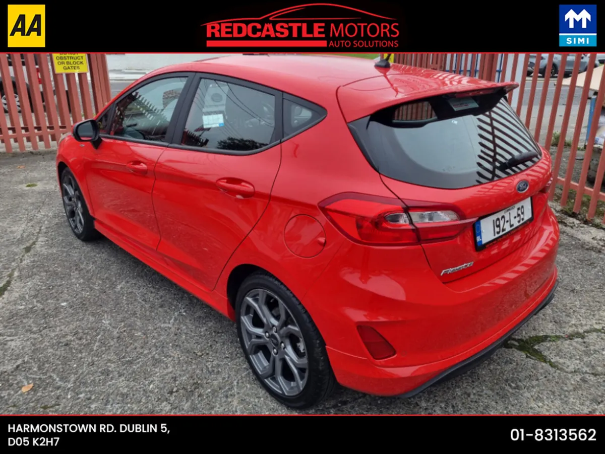 Ford Fiesta ST-LINE 1.1 85PS  5DR - Image 4