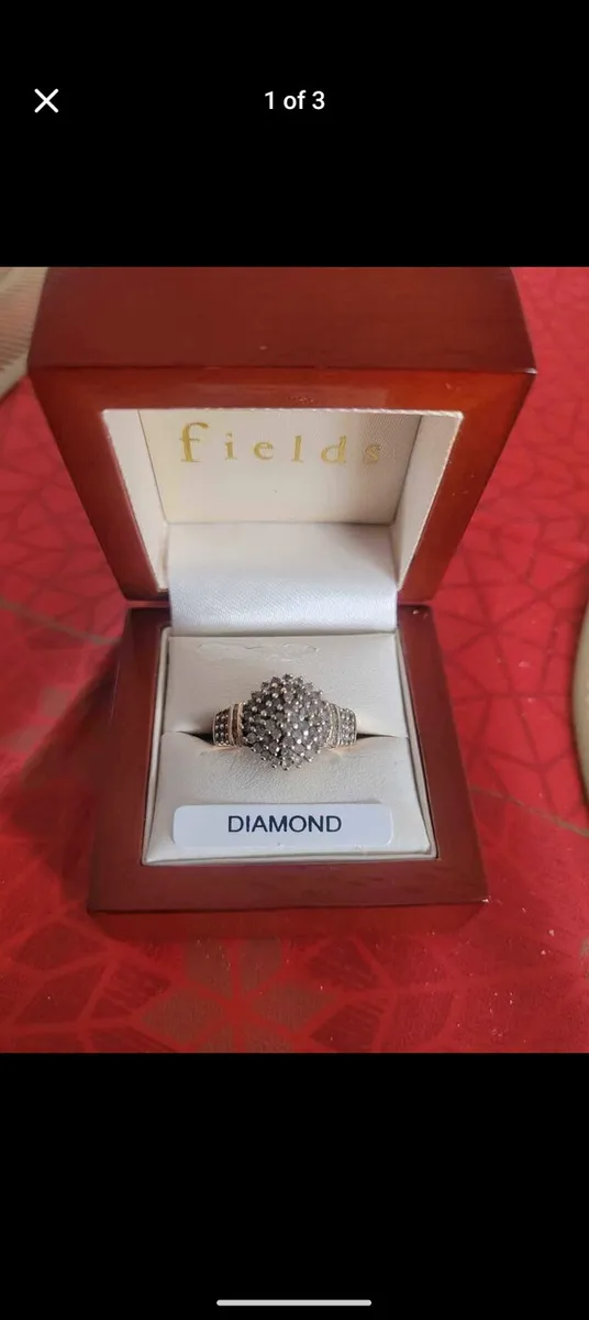 9 CT Gold engagement ring
