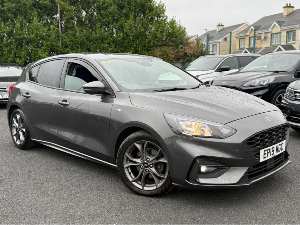 Ford Focus ST-LINE TDCI - Image 1