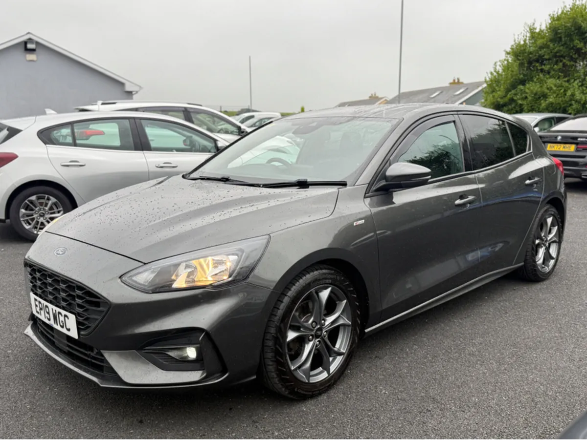Ford Focus ST-LINE TDCI - Image 3