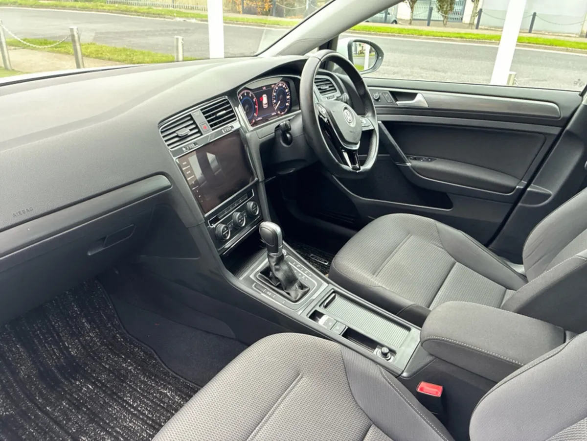 Volkswagen Golf 1.4L Petrol Automatic TSI - Image 3