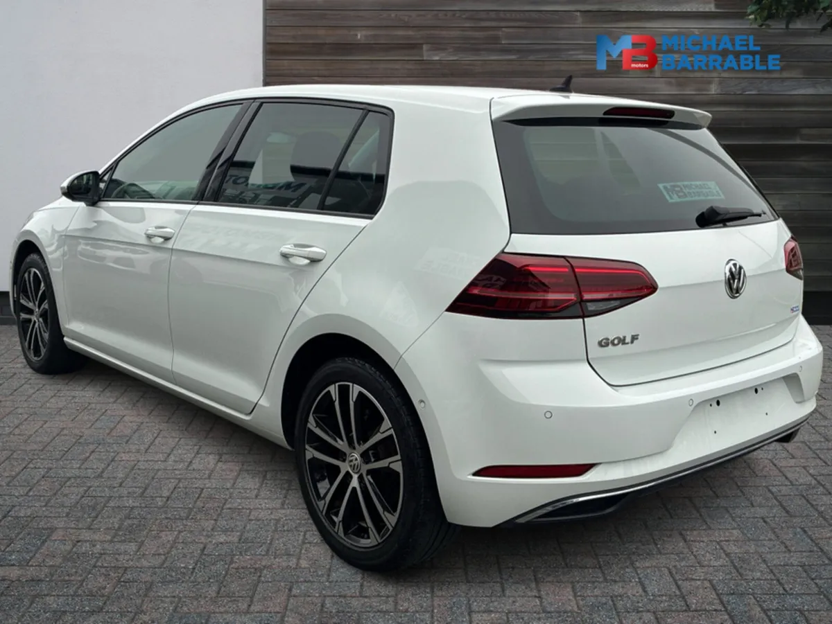 Volkswagen Golf 1.4L Petrol Automatic TSI - Image 4