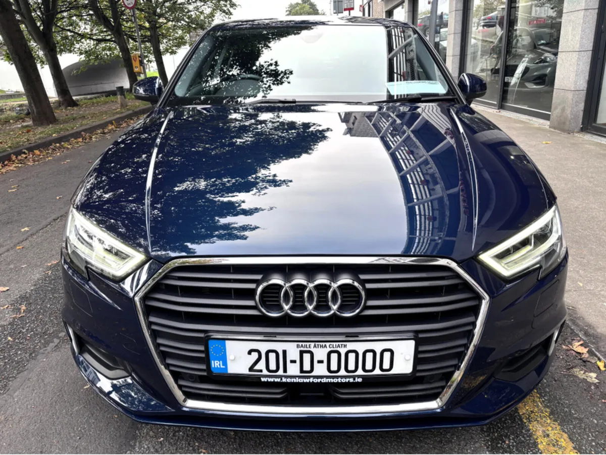 Audi A3 1.4 Tfsi SALOON SPORT LEATHER AUTO - Image 3