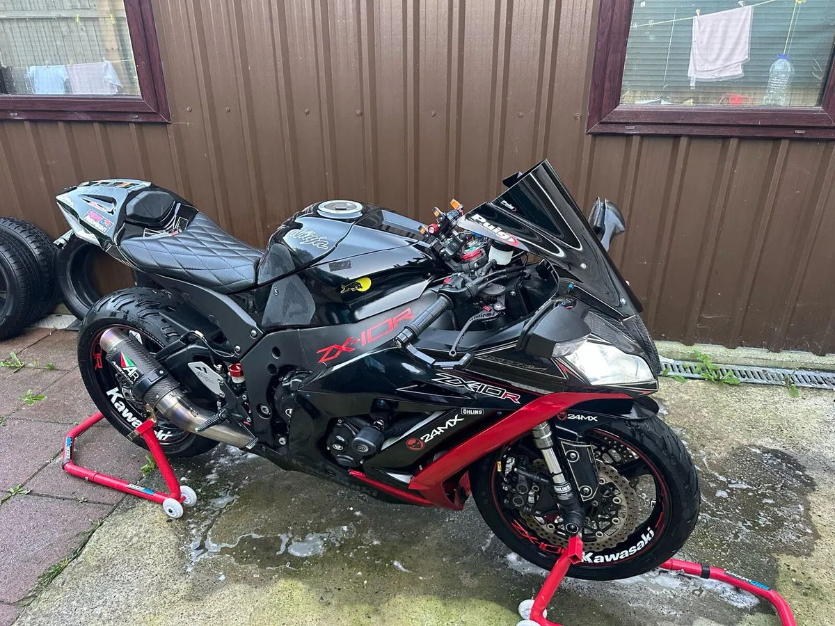Motorcycle - Image 3